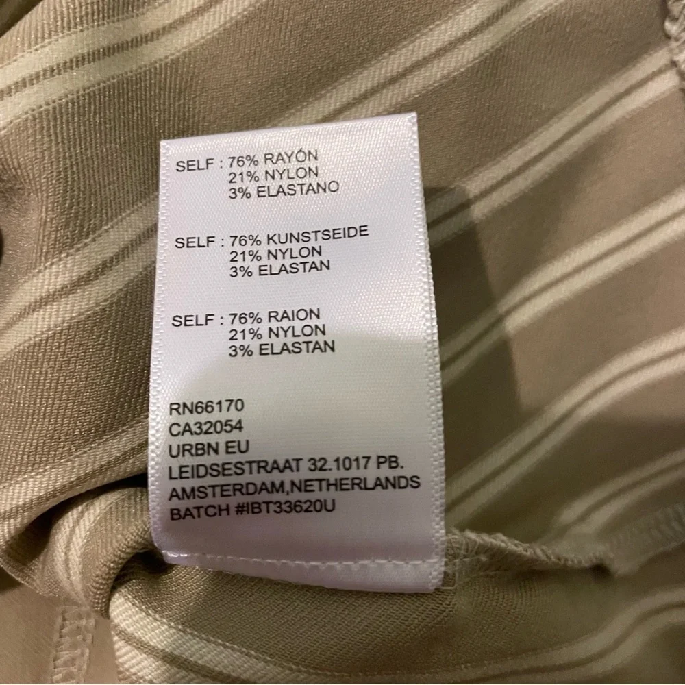 BDG collared zip front vest X-large like new
